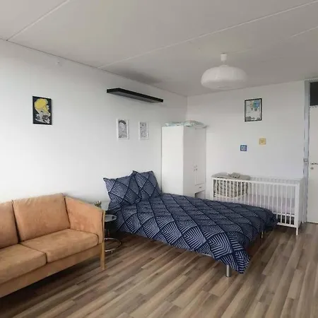 Apartment 9th Floor With Great City View *